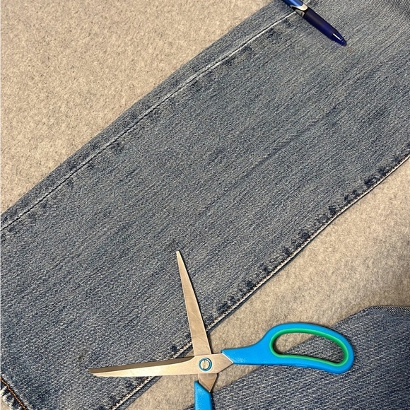 Y2K Levis 501 Jeans Size 33 Distressed Skater Streetwear Grunge - Picture 9 of 12